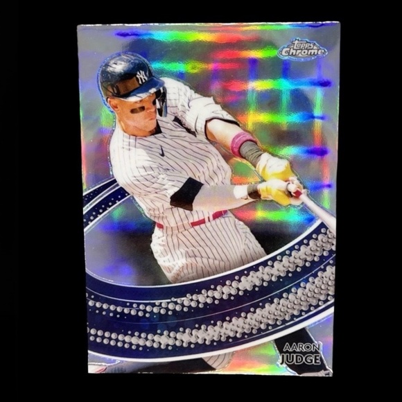 AARON JUDGE TOPPS CHROME REFRACTOR BASEBALL CARD - NEW YORK YANKEES - Picture 4 of 7